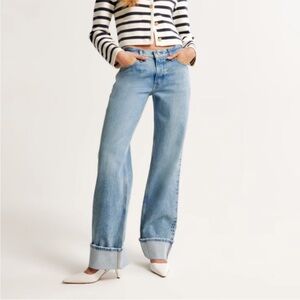 Abercrombie & Fitch The Baggy Low Rise Size 8 Regular Cuffed Jeans